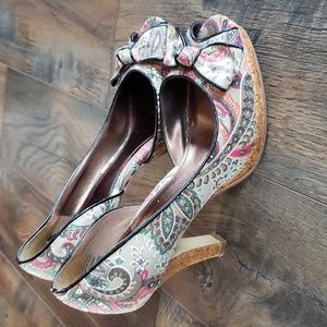 Womens Unlisted Paisley Fabric Open Toe Heels, Size 9